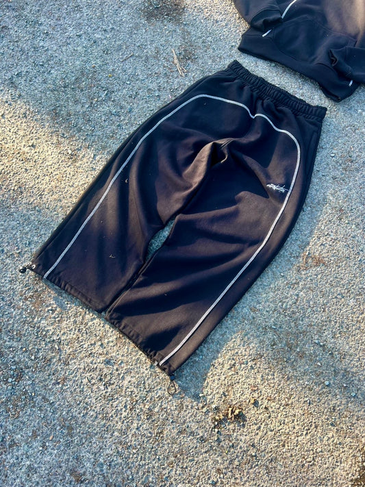 Reverse-stitch joggers